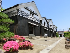 Storehouses at Nozaki's Historical Residence